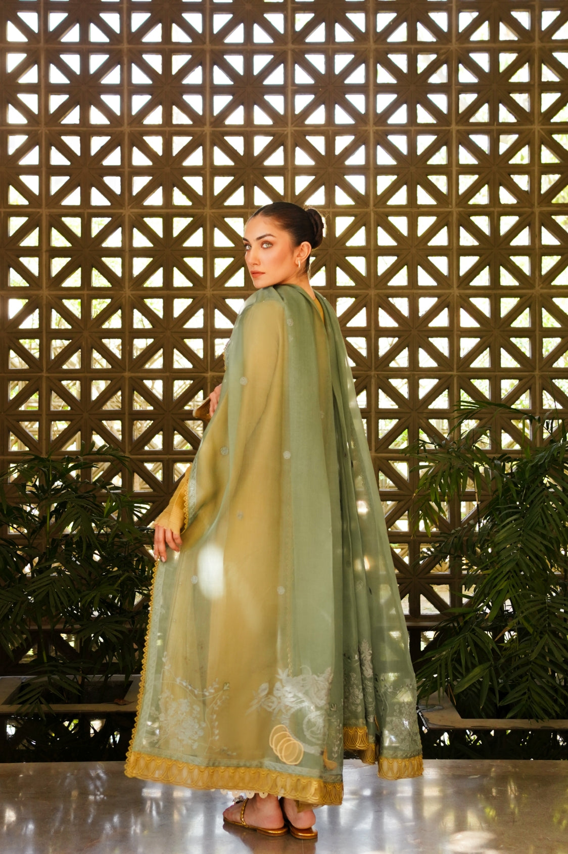 Aara Kurta W / Duputta