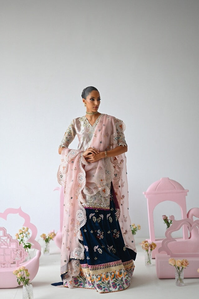 Pasha Pink Shirt w/ Duputta & Dhaka