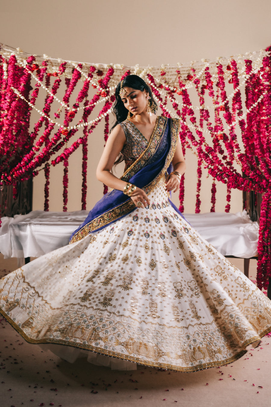 Bano lehangha , choli w/ duputta .