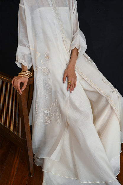 Dewan w/ Dhaka