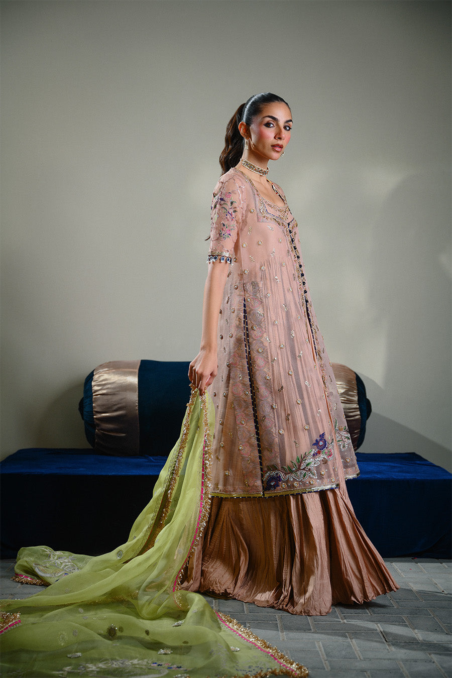 Alaya w/ Pishwas & Duputta