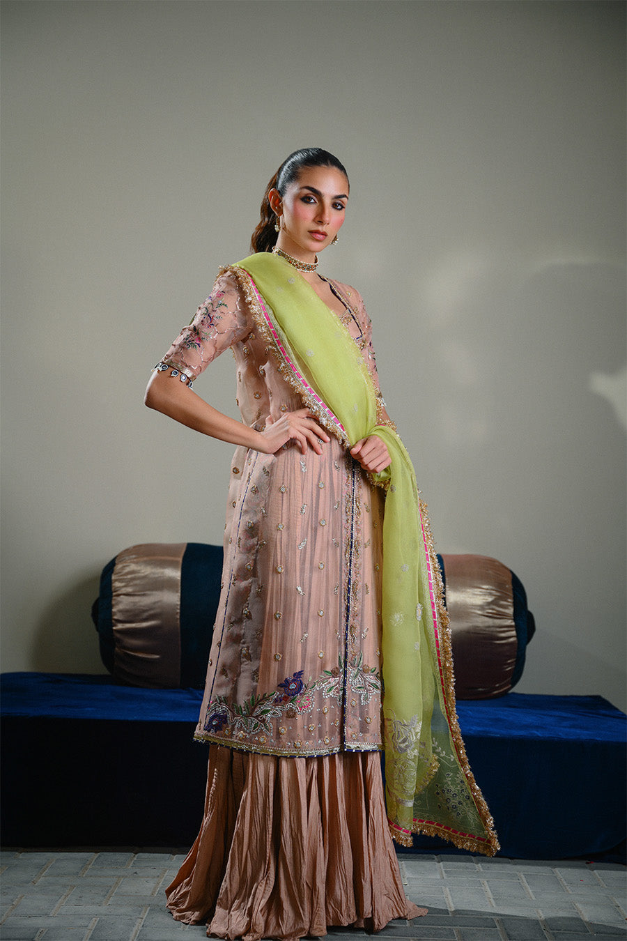 Alaya w/ Pishwas & Duputta