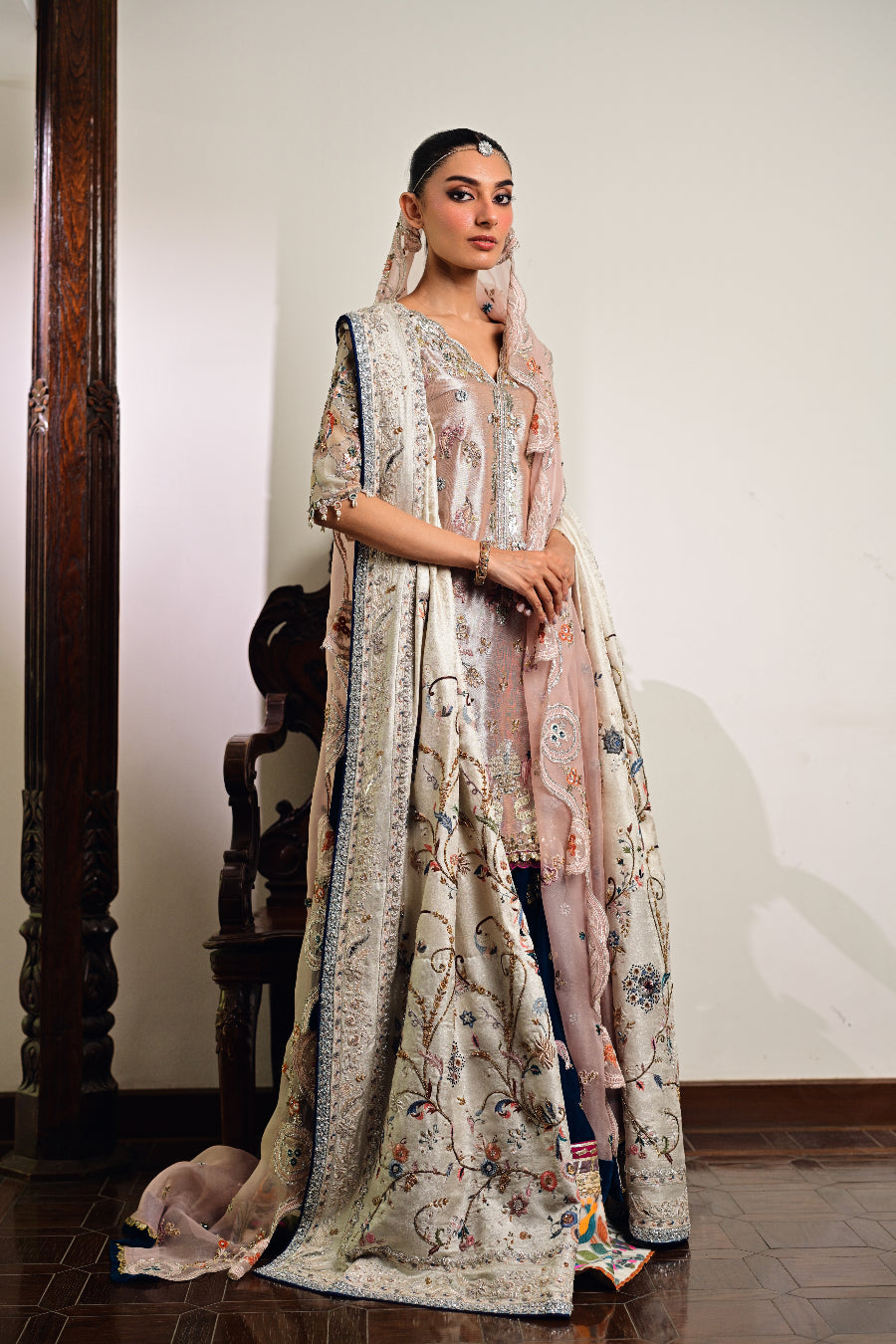 Pasha , duputta w/dhaka