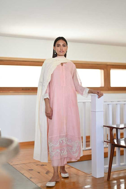 Gulzaar Kurta w/ Bandhini Duputta