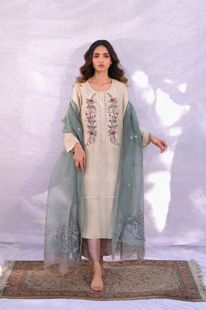 Malti kurta w/ Duputta